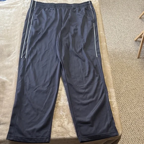 Tek Gear Black Joggers with White Stripes - Picture 1 of 2